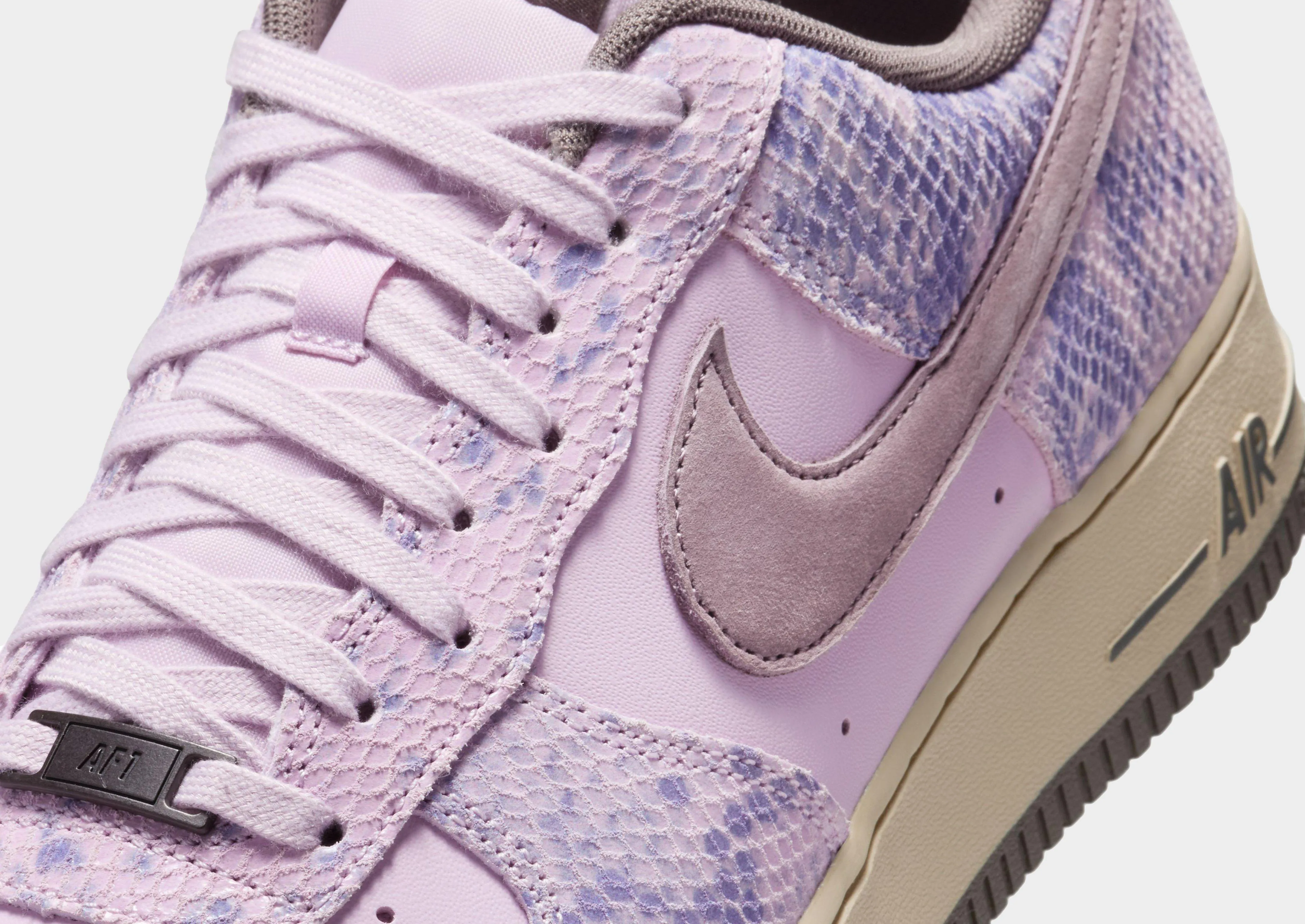 Air Force 1 '07 Lv8