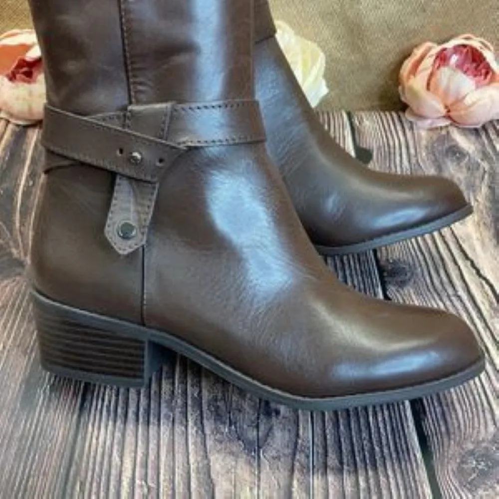 Alfani Brown Leather Berniee Boots 7