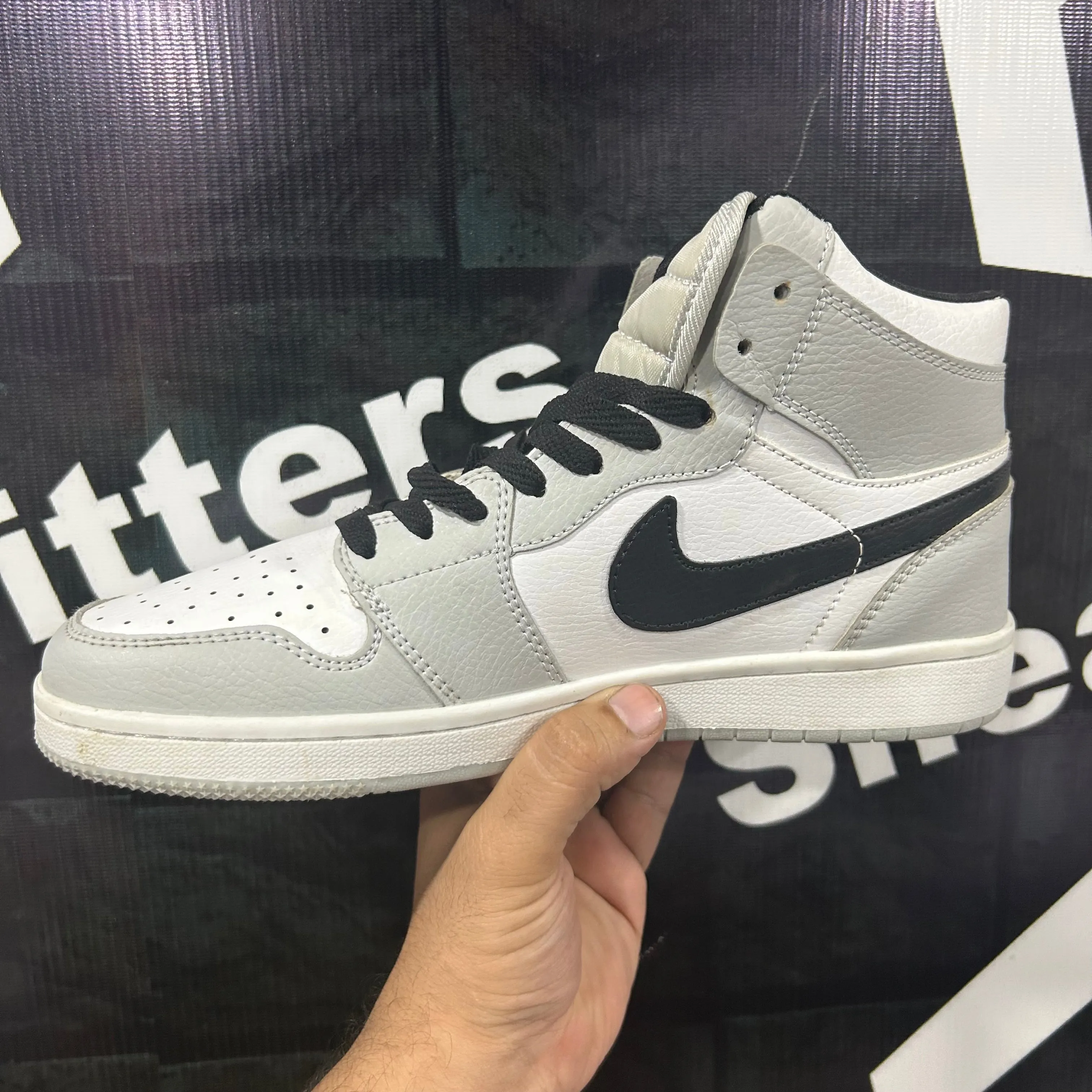 AR JDN 1 - High - Gray