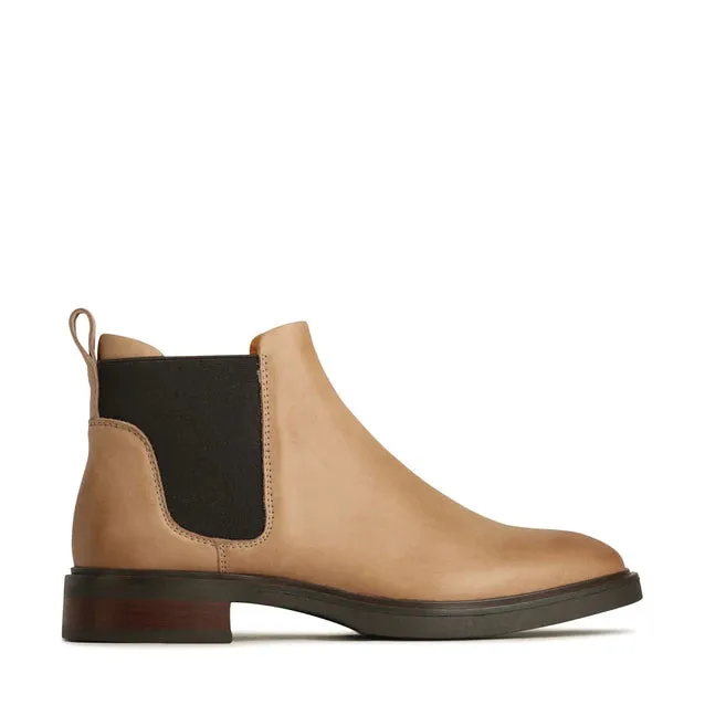 Blaiz  -  Boot - Light Taupe