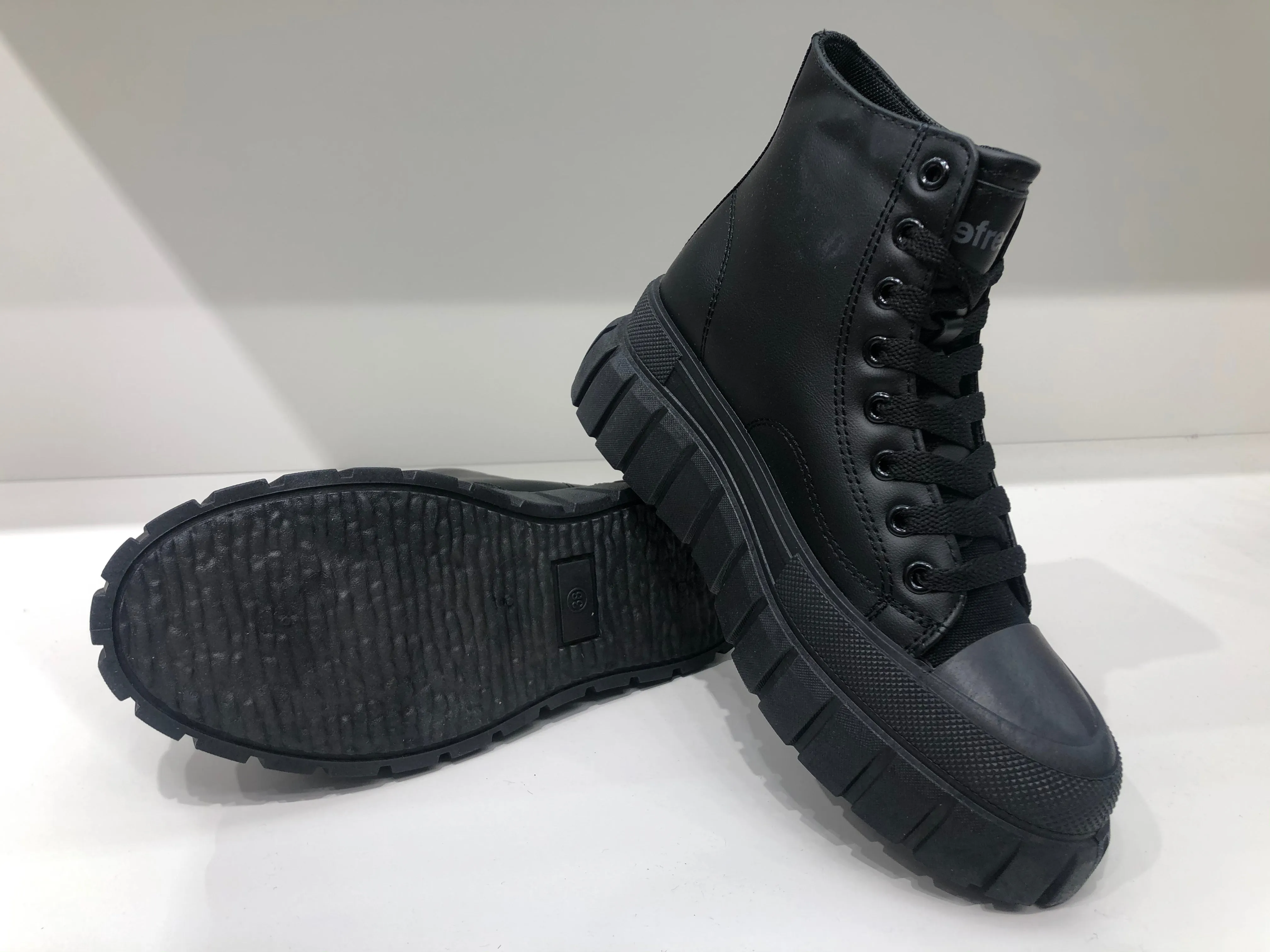 CITY BLACK