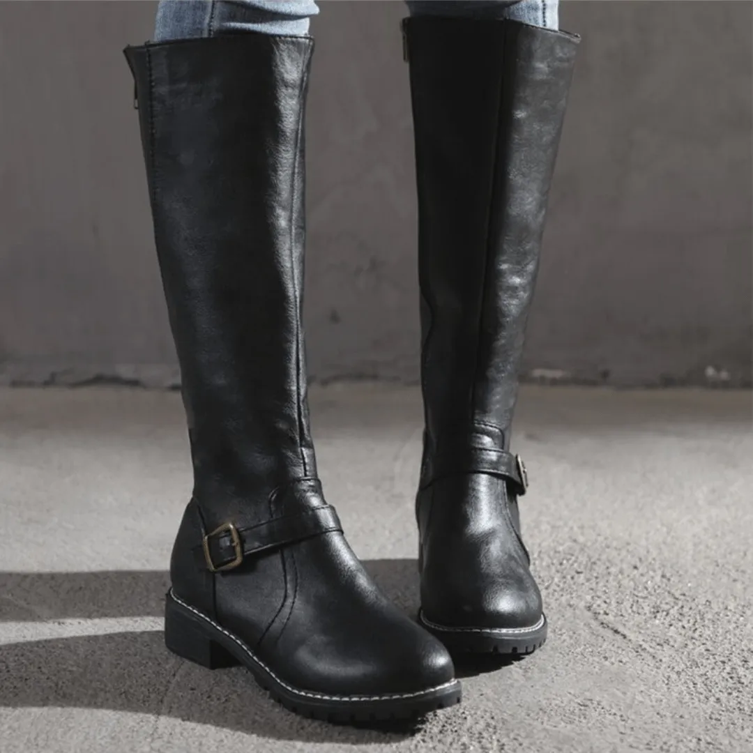 Comfortable and fashionable orthopedic Boots