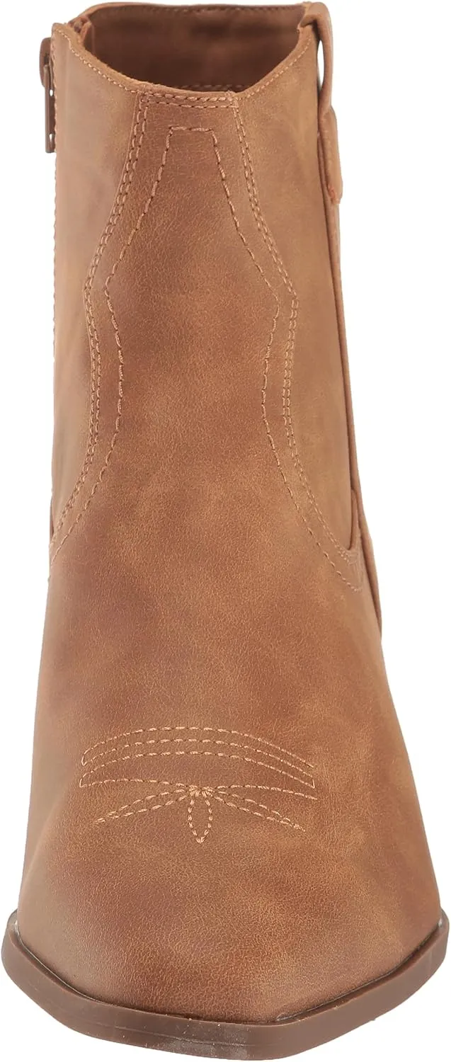 DV Dolce Vita Women's Pueblo Ankle Boot