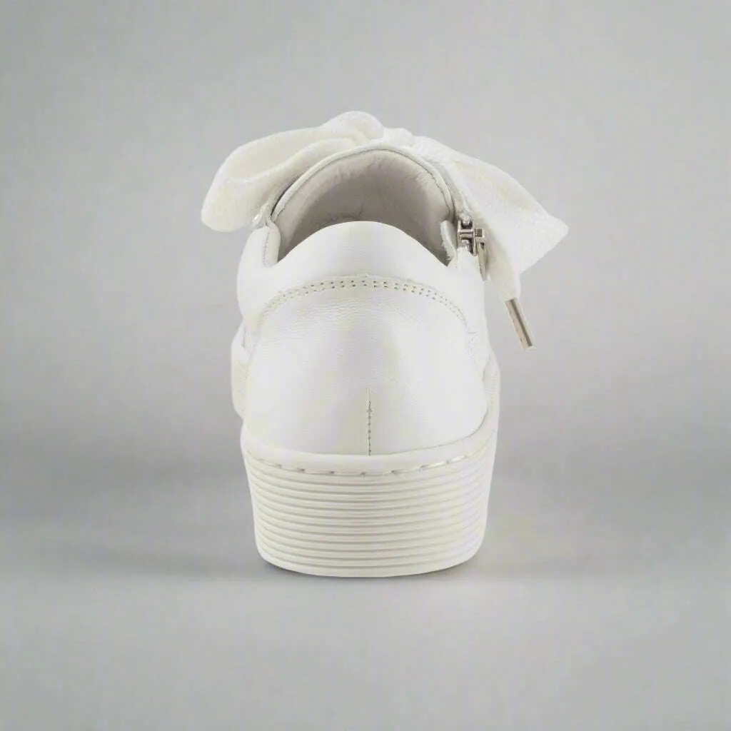 EOS - Jovi - Black Patent & White