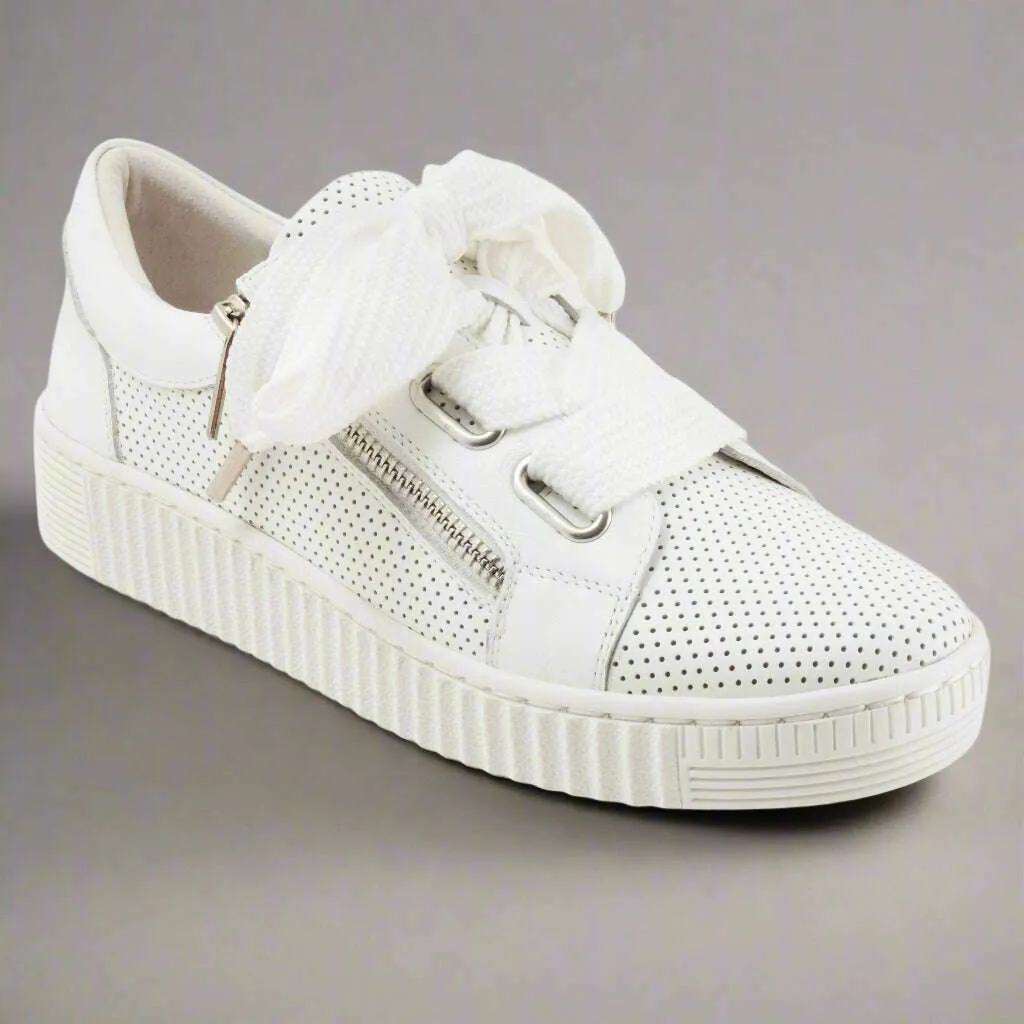 EOS - Jovi - Black Patent & White