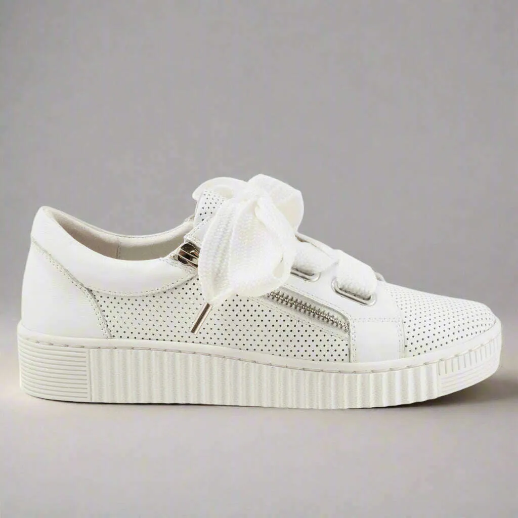 EOS - Jovi - Black Patent & White
