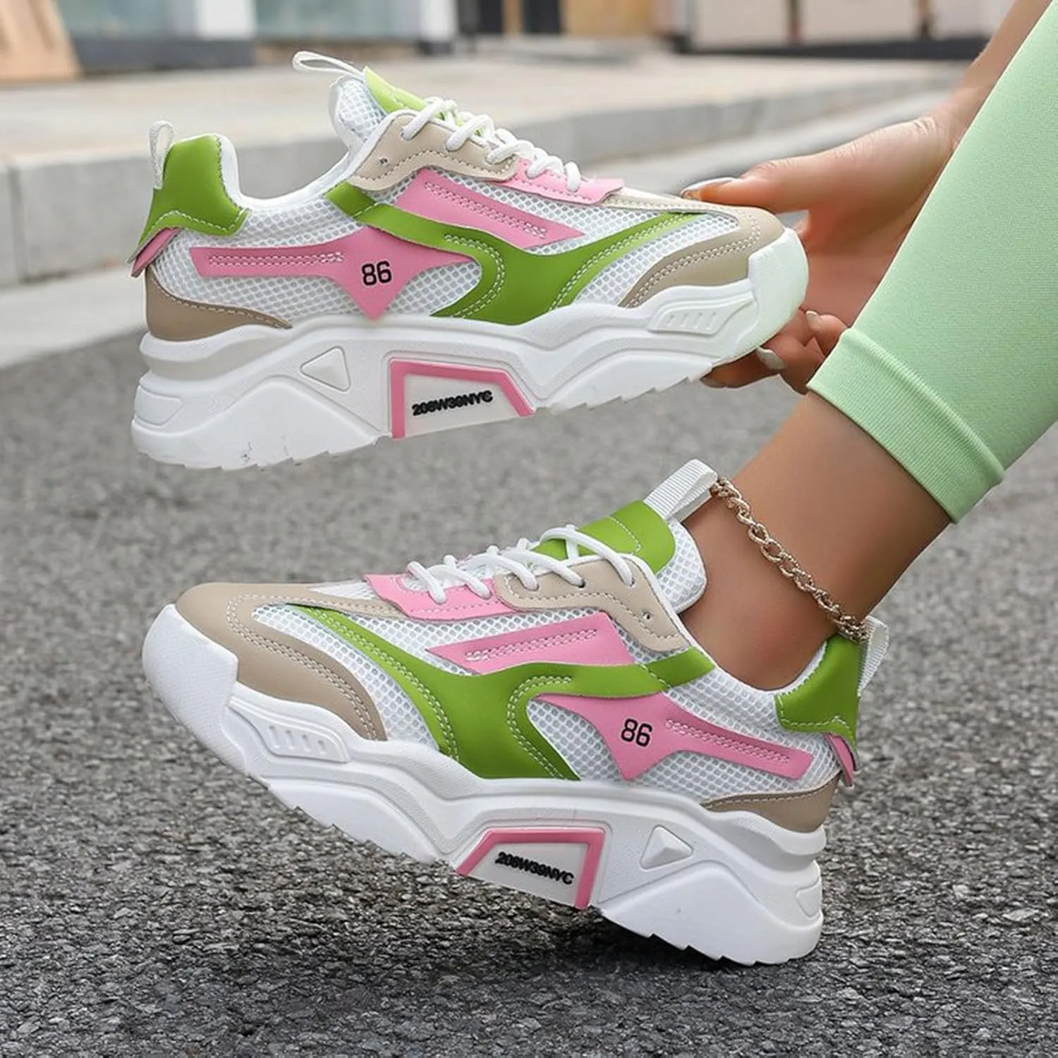 Flying Weaving Sneakers Women Fall and Winter Fashion Round Head Lace Up Casual Shoes Thick Bottom Running Lady's Shoes