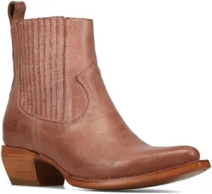 Frye Sacha Chelsea Boots for Women - Premium Leather, Stylish Ankle Booties, Comfortable All-Day Wear, Versatile Fashion Staple