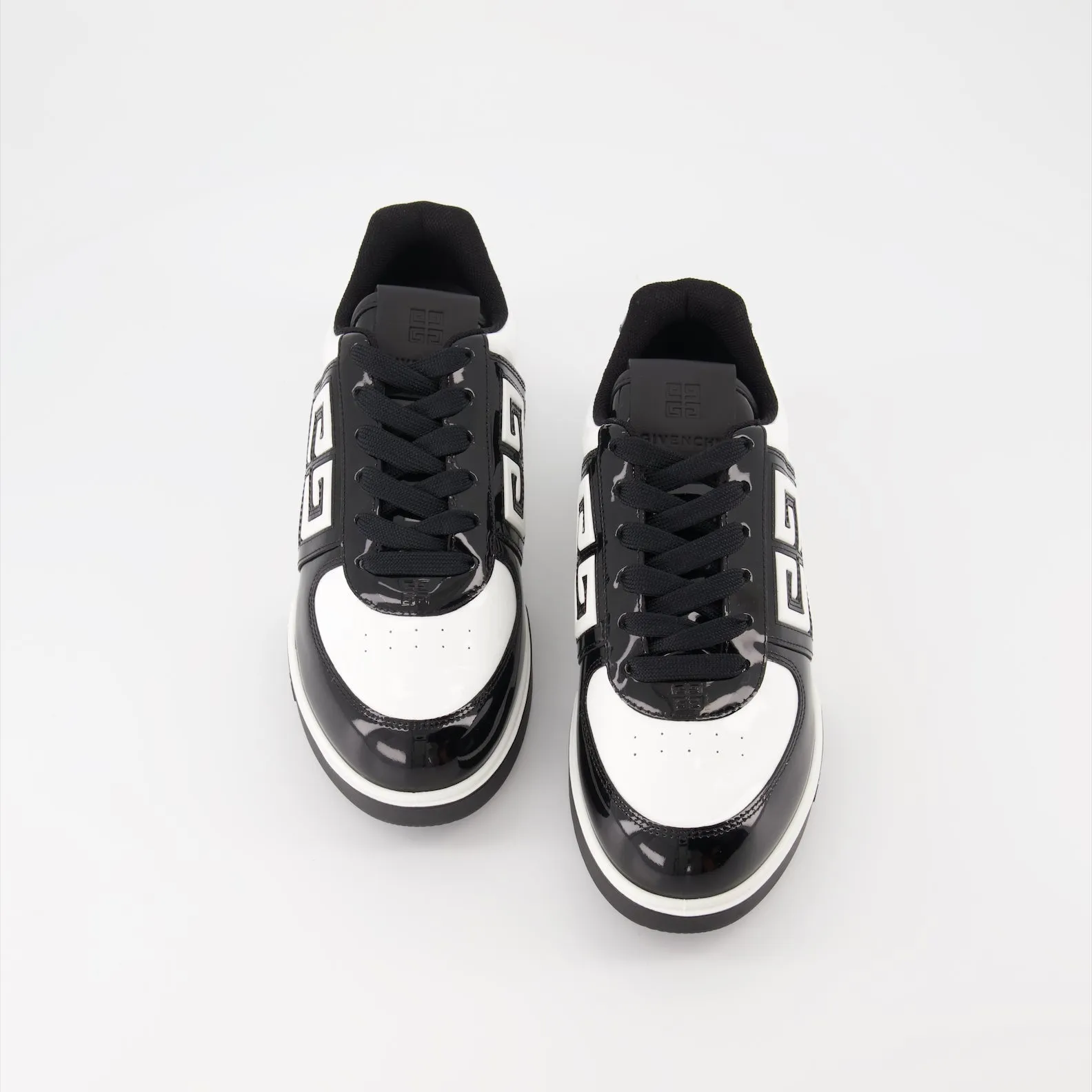 G4 Black Leather Sneakers