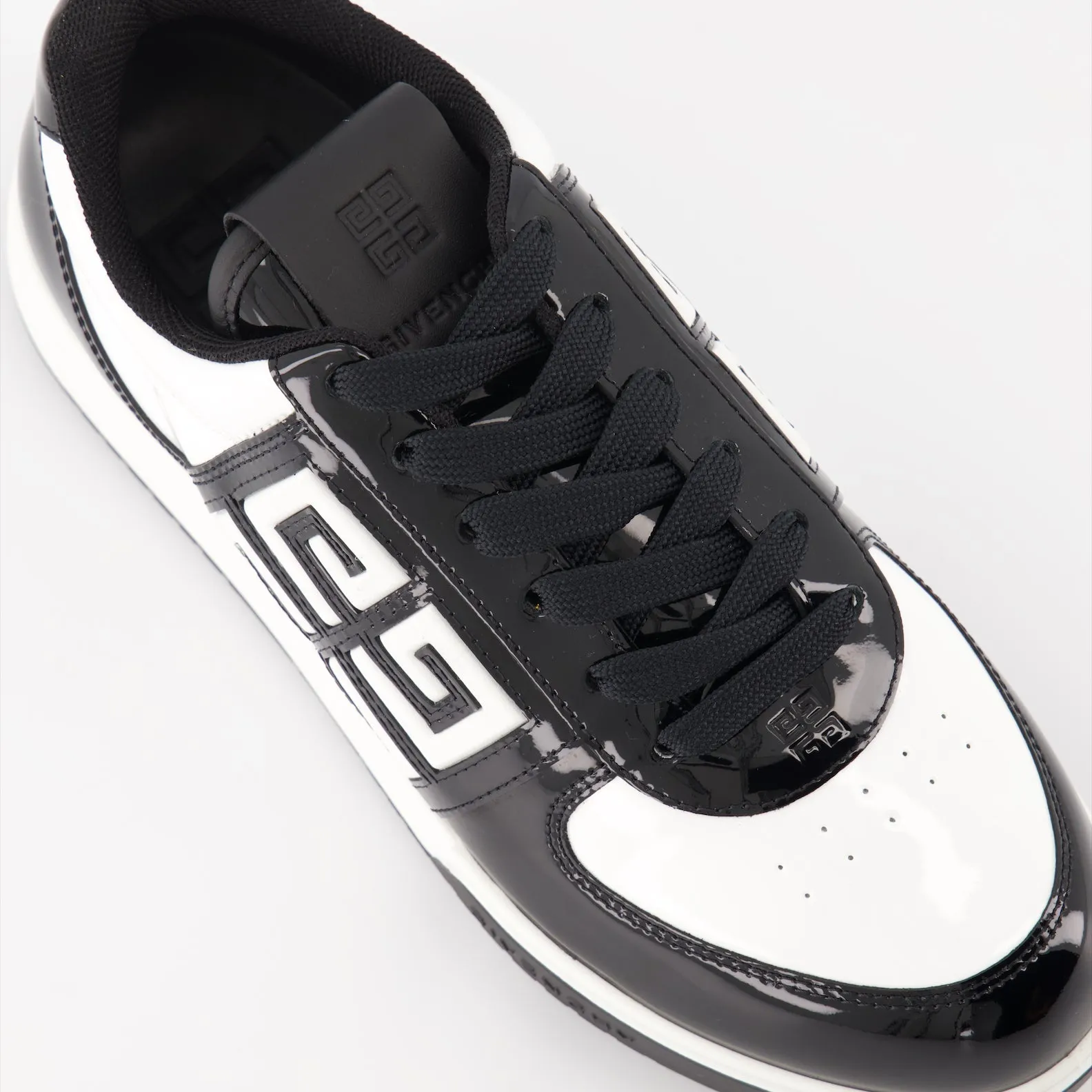 G4 Black Leather Sneakers