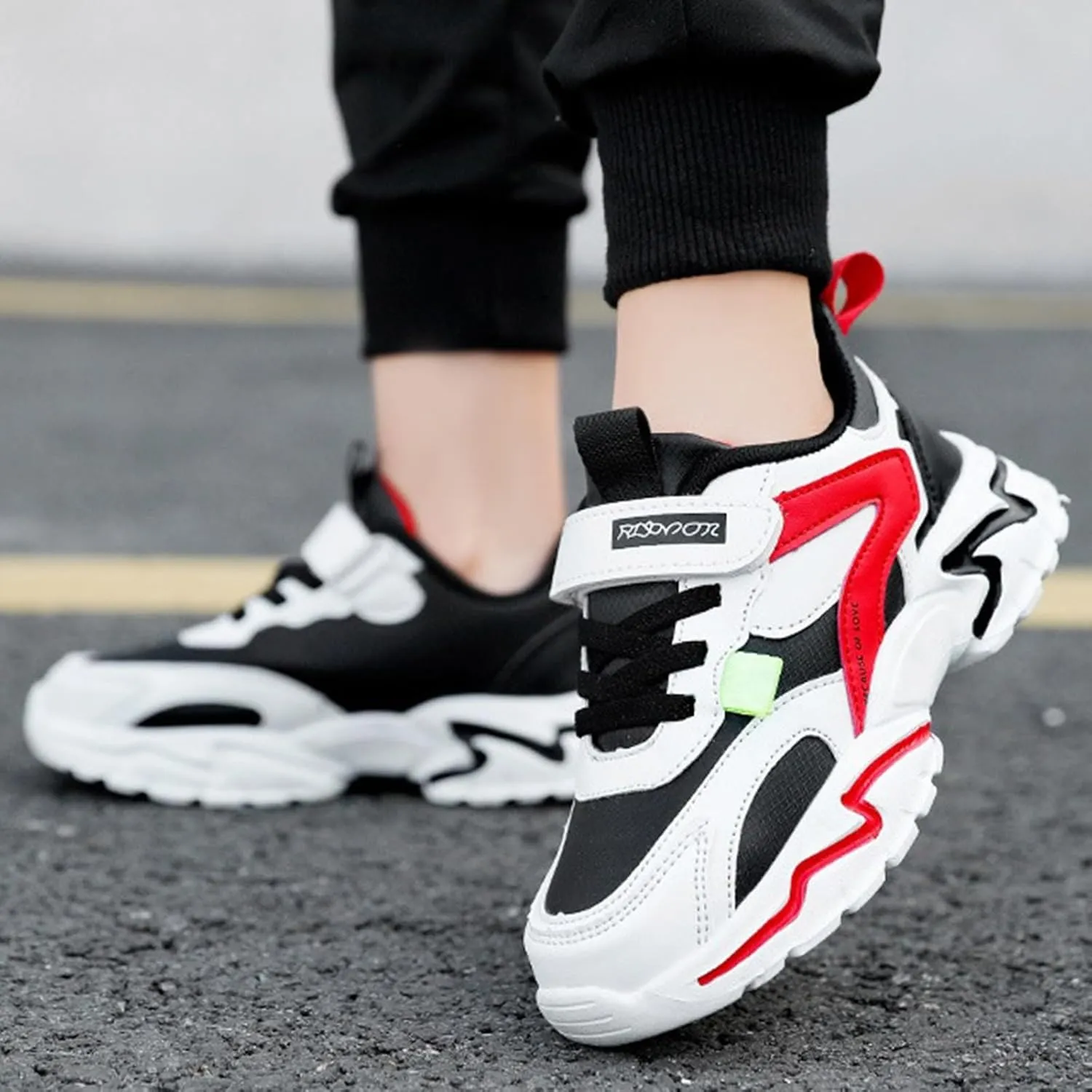 Kids Basketball Shoes Toddler Boys Girls Adjustable Mesh Sneakers Mid Top Training Shoes Non-Slip Sports Shoes