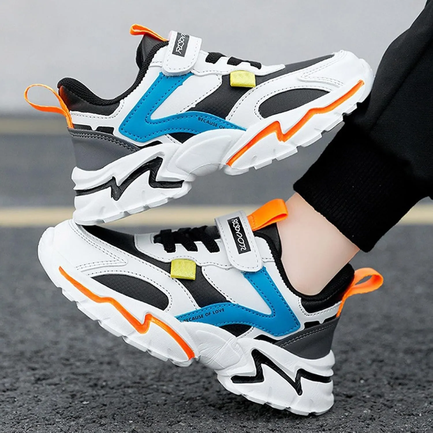 Kids Comfortable Basketball Shoes Toddler Boys Girls Air Cushion Sneakers Mid Top Training Sneakers Non-Slip Sports Shoes