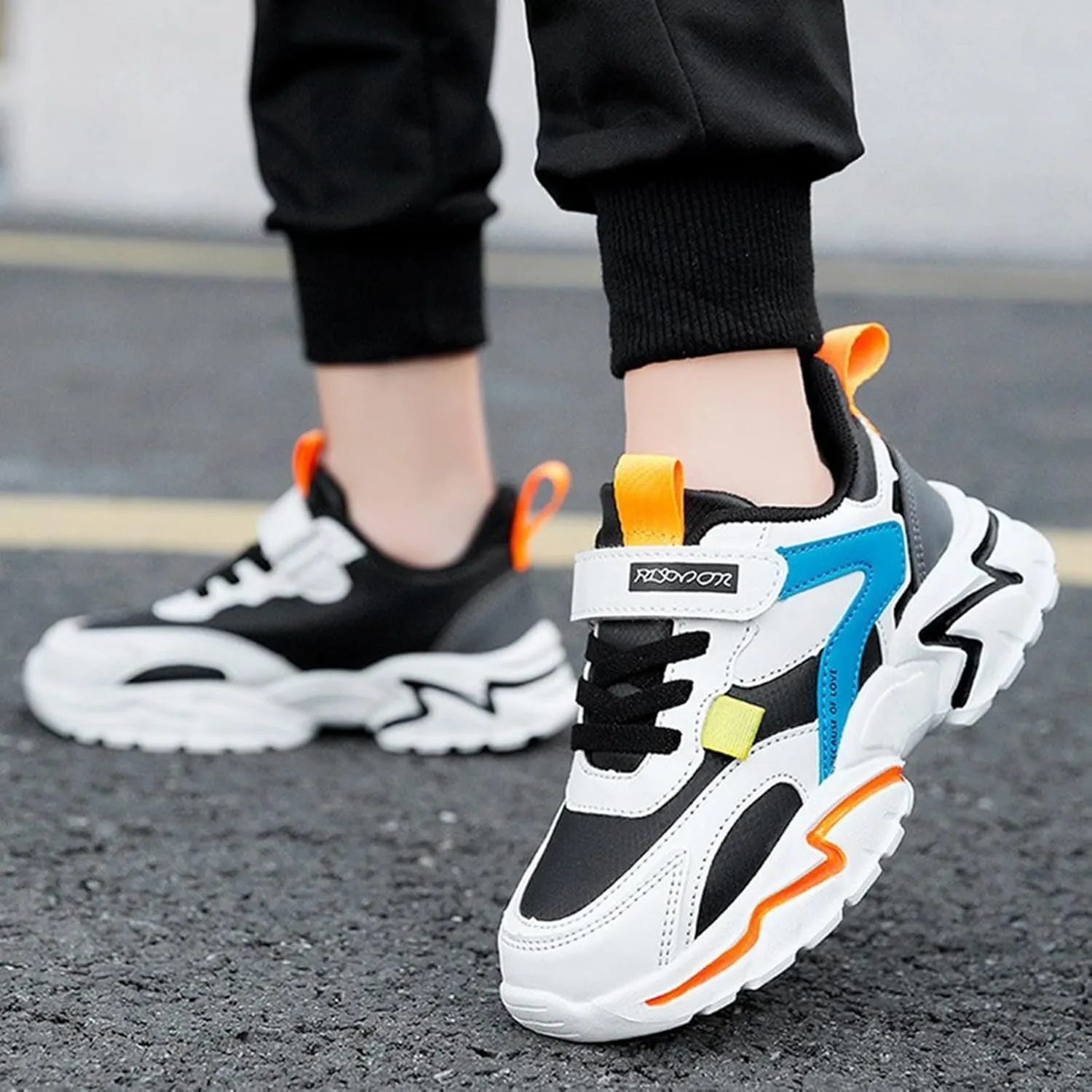 Kids Comfortable Basketball Shoes Toddler Boys Girls Air Cushion Sneakers Mid Top Training Sneakers Non-Slip Sports Shoes