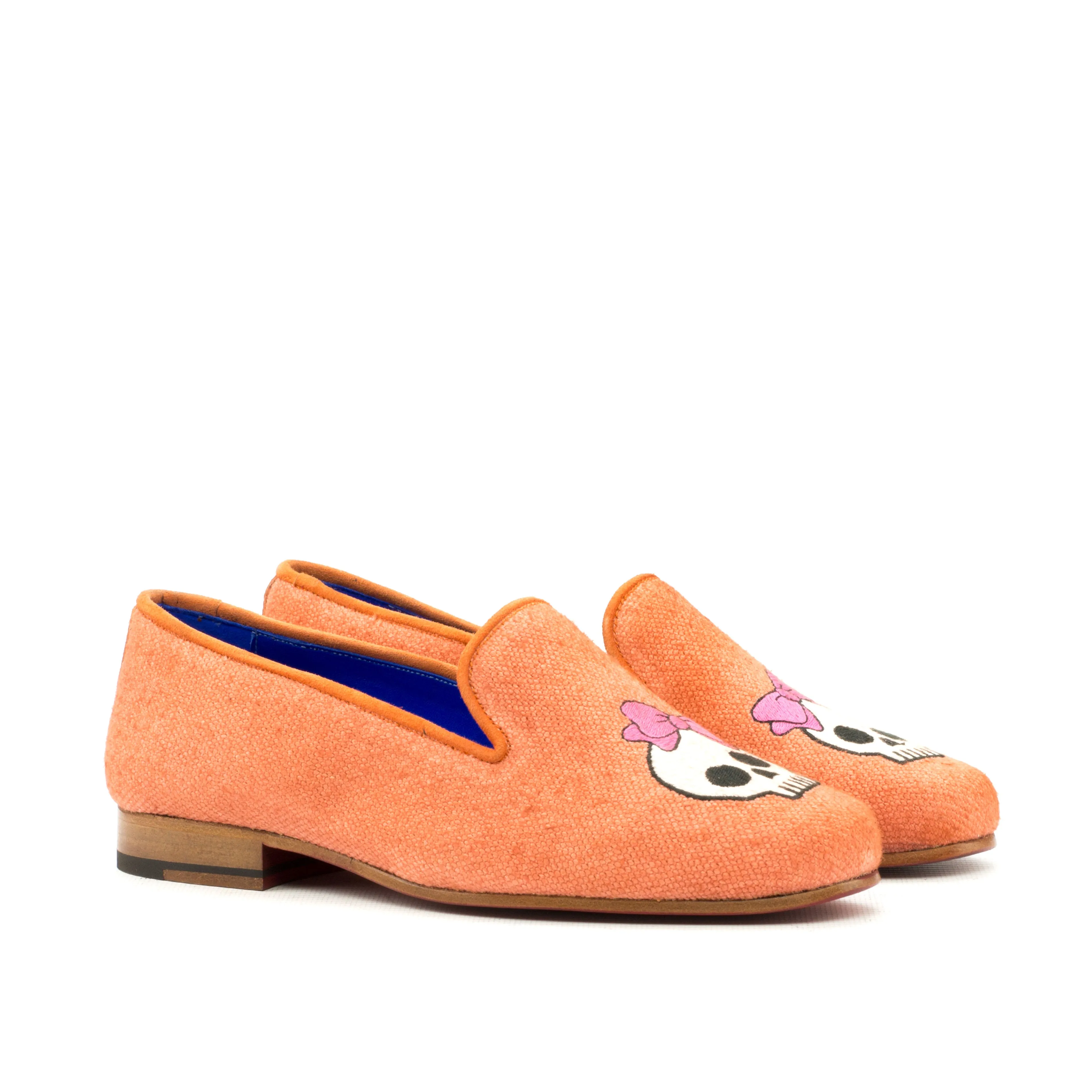 Ladies Vida Fácil Slip On Orange in Linen Fabric detailed with Trim in Orange Kid Suede Calf Leather and Embroidery