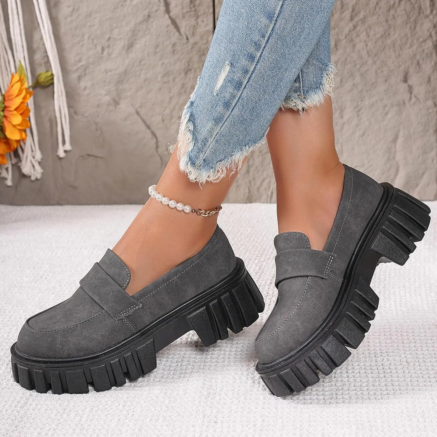 Loafers for Women Hands Free Low Top Lug Sole Chunky Heel Classic Casual Boat Shoes Ladies Cushioned Footbed Jogging Tennis Sneakers Breathable Comfy Lightweight Walking Shoe for Daily Wear
