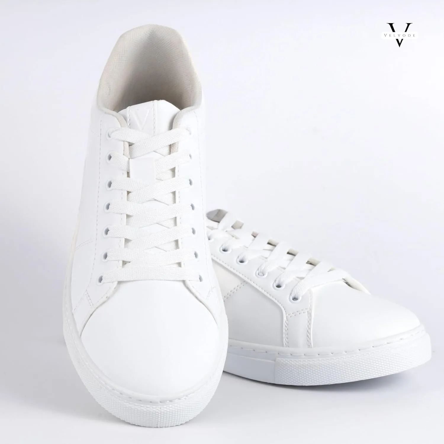Men's Fashion Everyday Sneakers with Comfortable Memory Foam Insoles - Stylish & Durable White Sneakers for Men, Ideal for Casual Wear - Men's White/Black Shoes