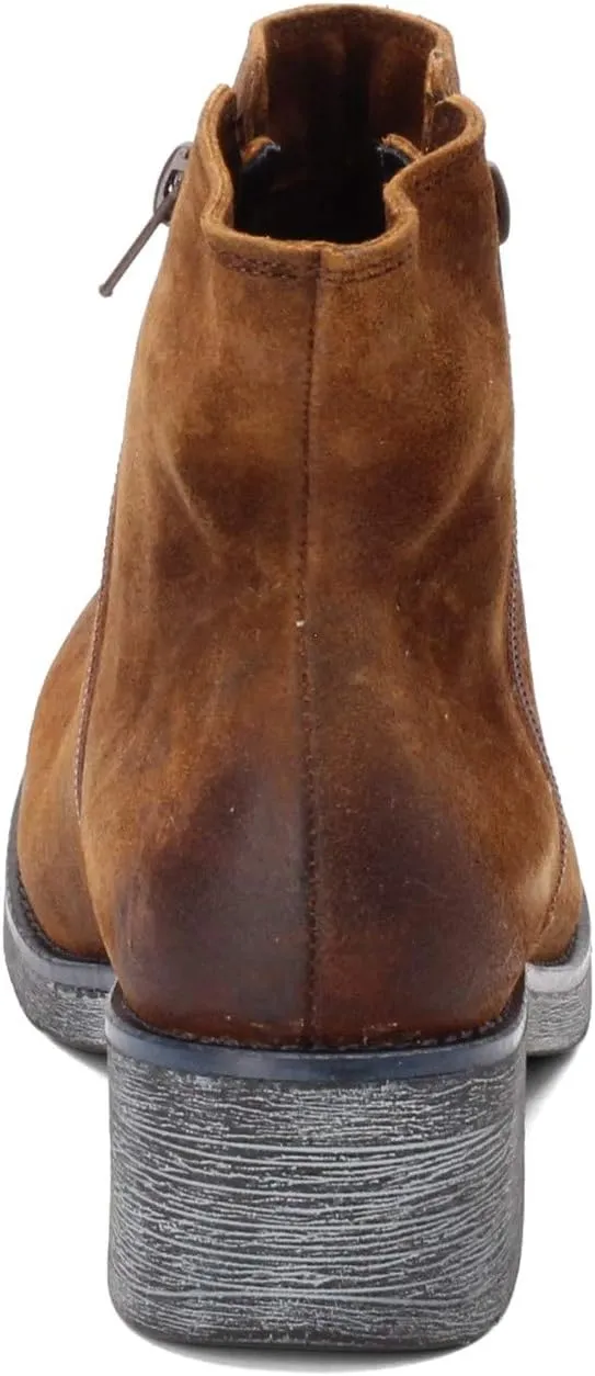 NAOT Footwear Women's Wander Boot