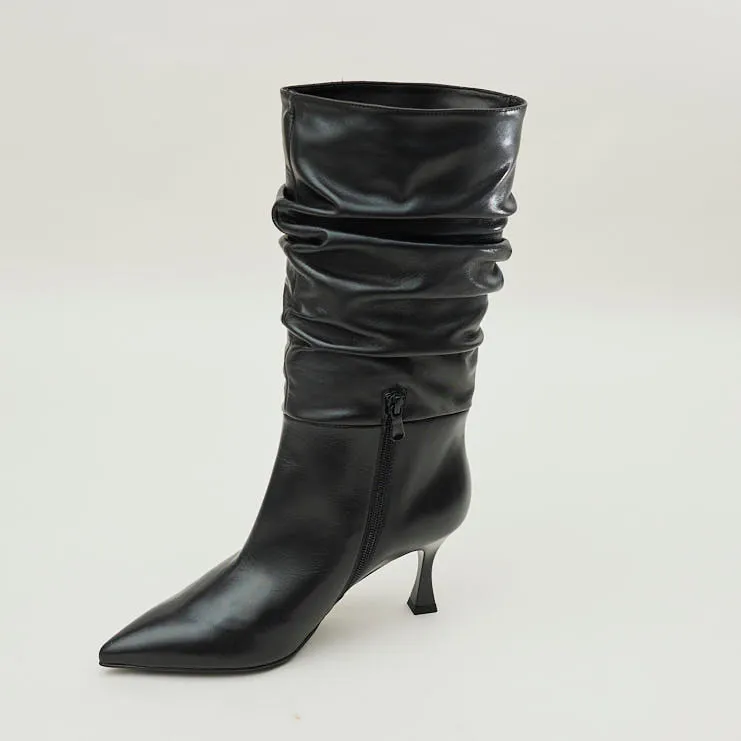 NeroGiardini Black Leather Slouch Boots