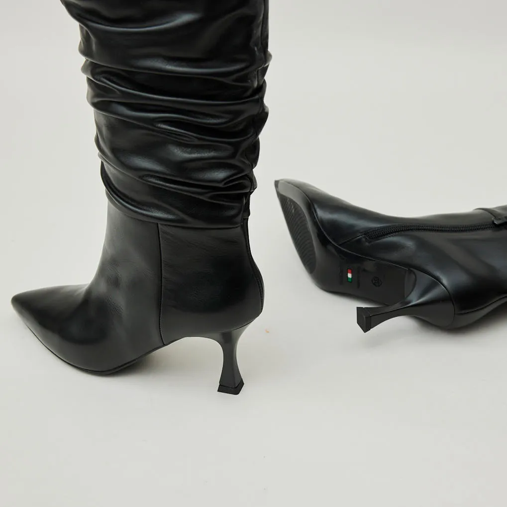 NeroGiardini Black Leather Slouch Boots