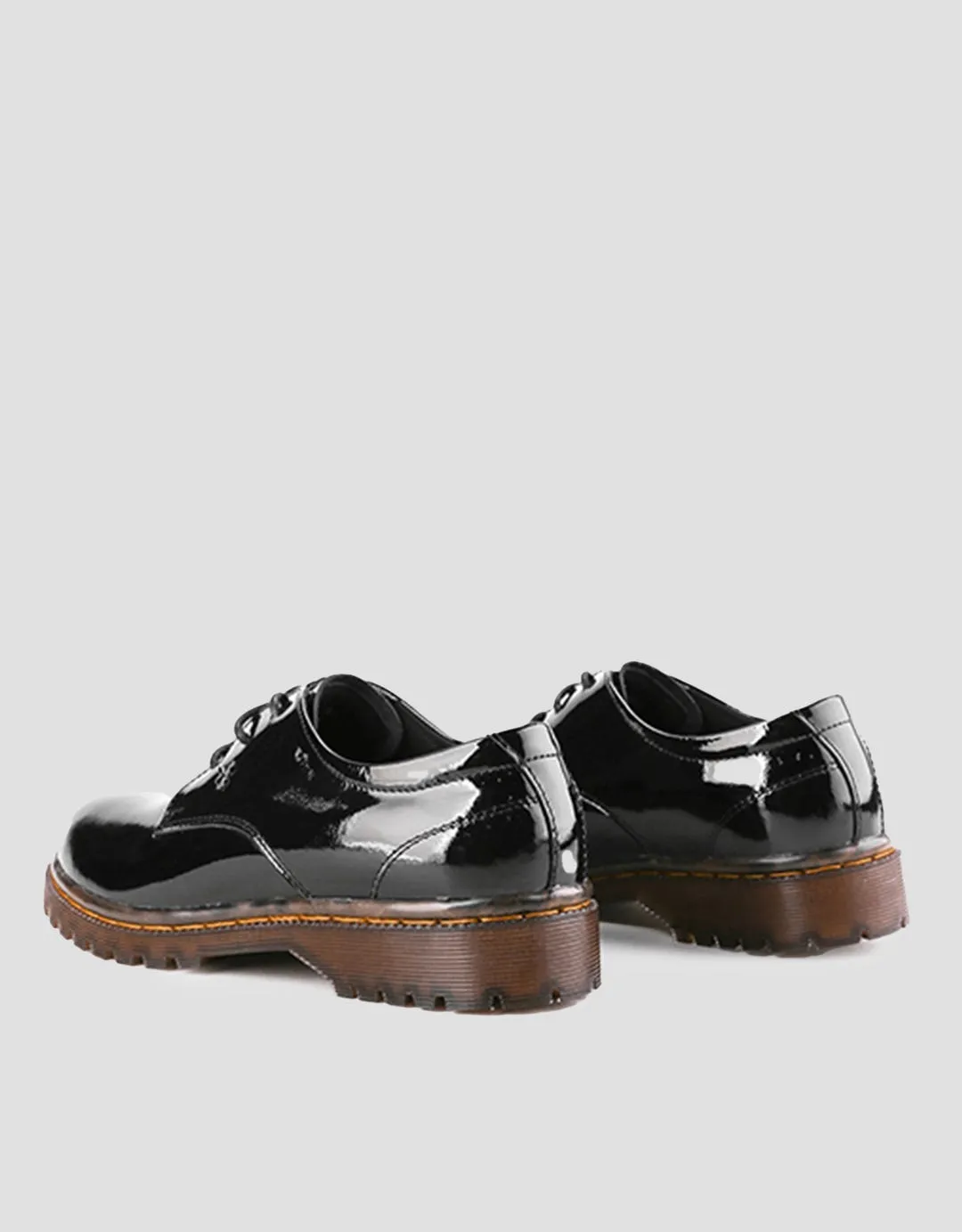 Playboy London Sepatu Slip On Wanita