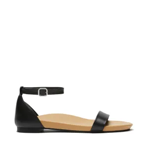 Poppy Black
