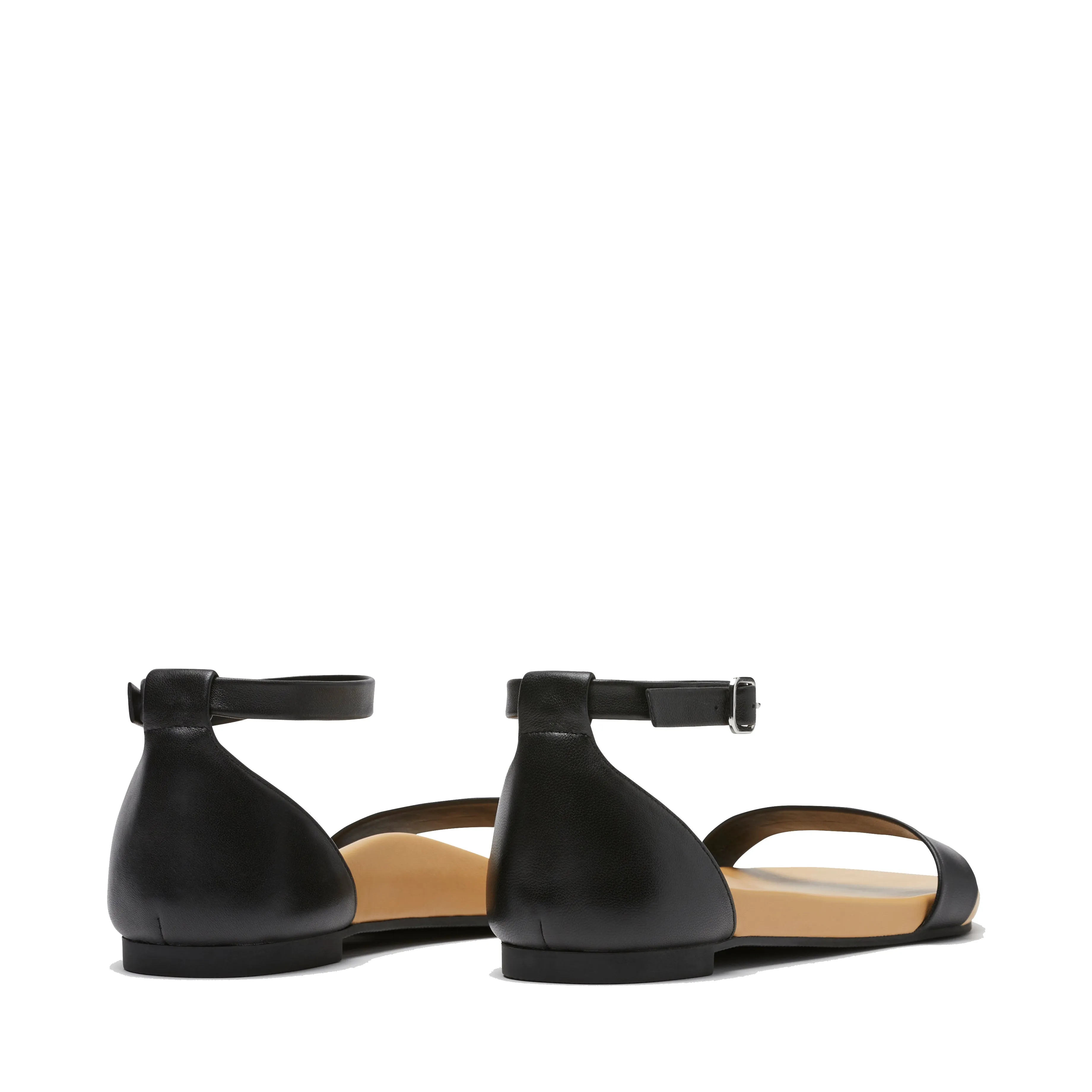 Poppy Black