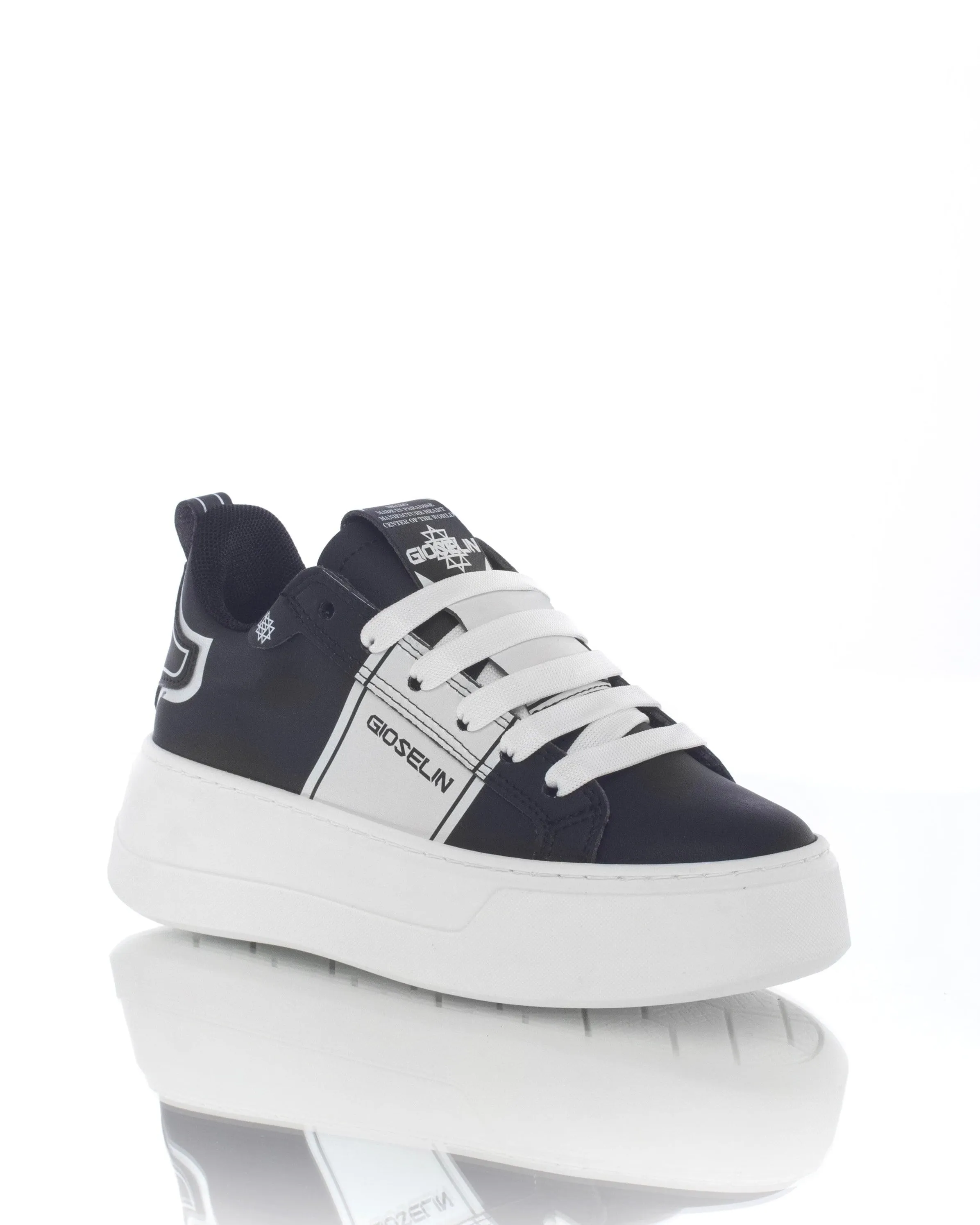 Shako Black/White