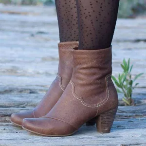 Supportive and fashionable orthopedic Boots