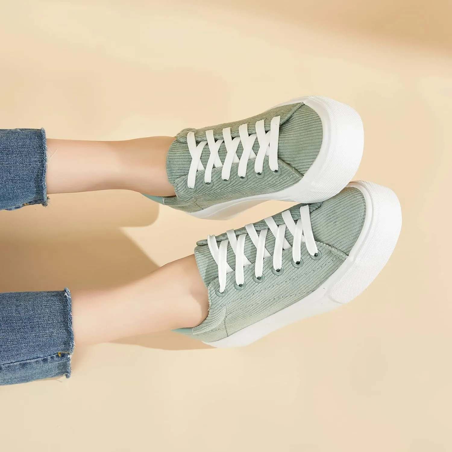 THATXUAOV Womens Platform Sneakers White Tennis Shoes Casual Low Top Fashion Sneakers