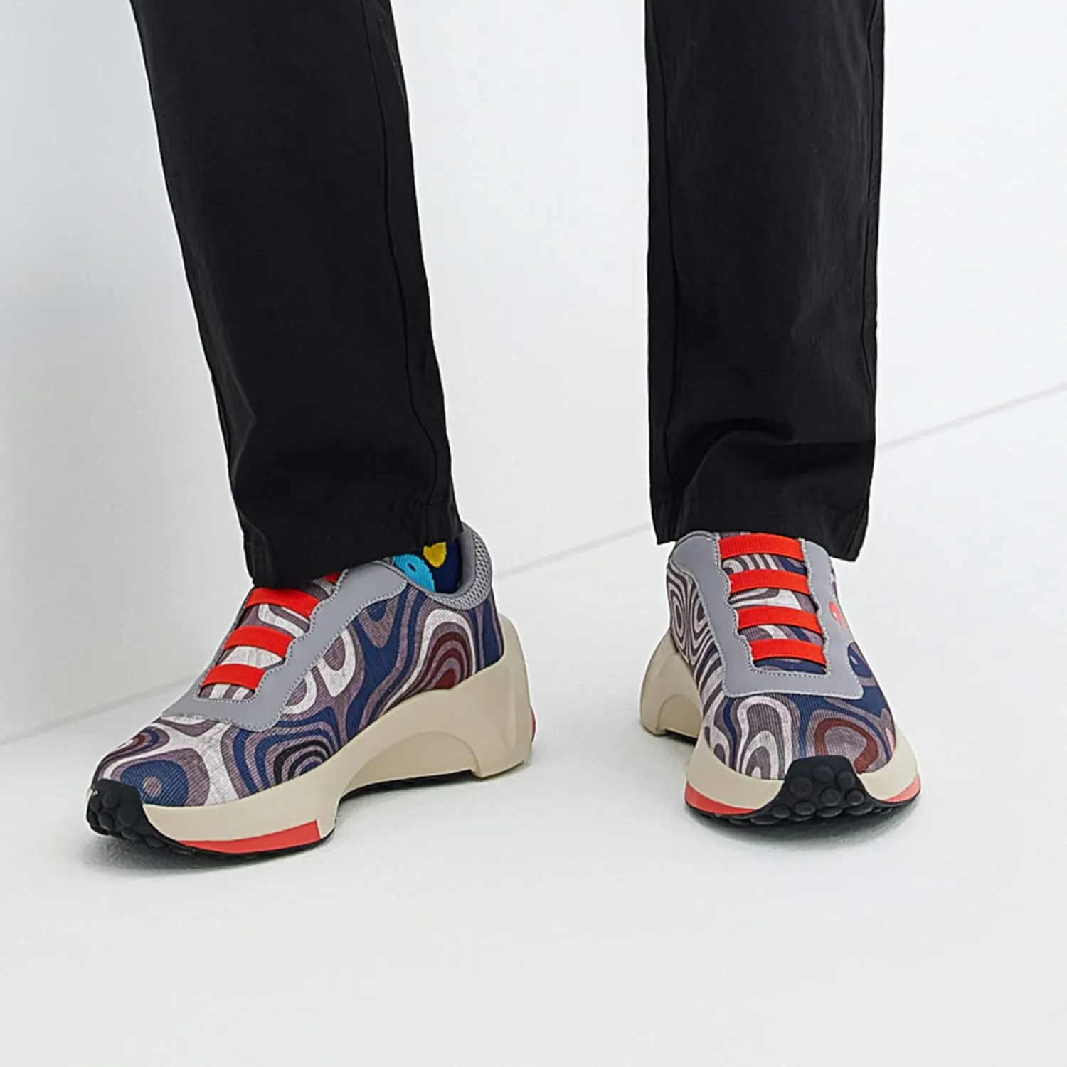 UIN Men's Art Travel Walking Shoes Slip On Casual Lightweight Wide Toe Fashion Sneaker Sevilla