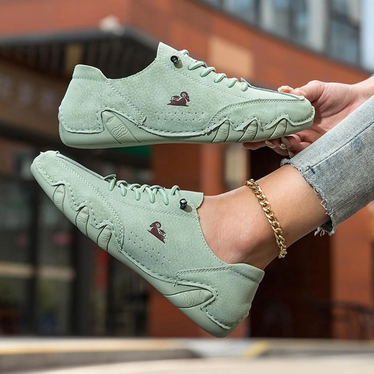Women's Casual Sneakers Slip On Low Heel Comfortable Walking Shoes Fashion Loafers for Outdoor Driving and Daily