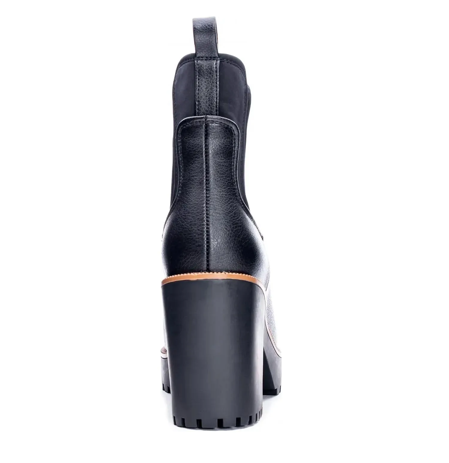 Women's Chelsea Boot In Black