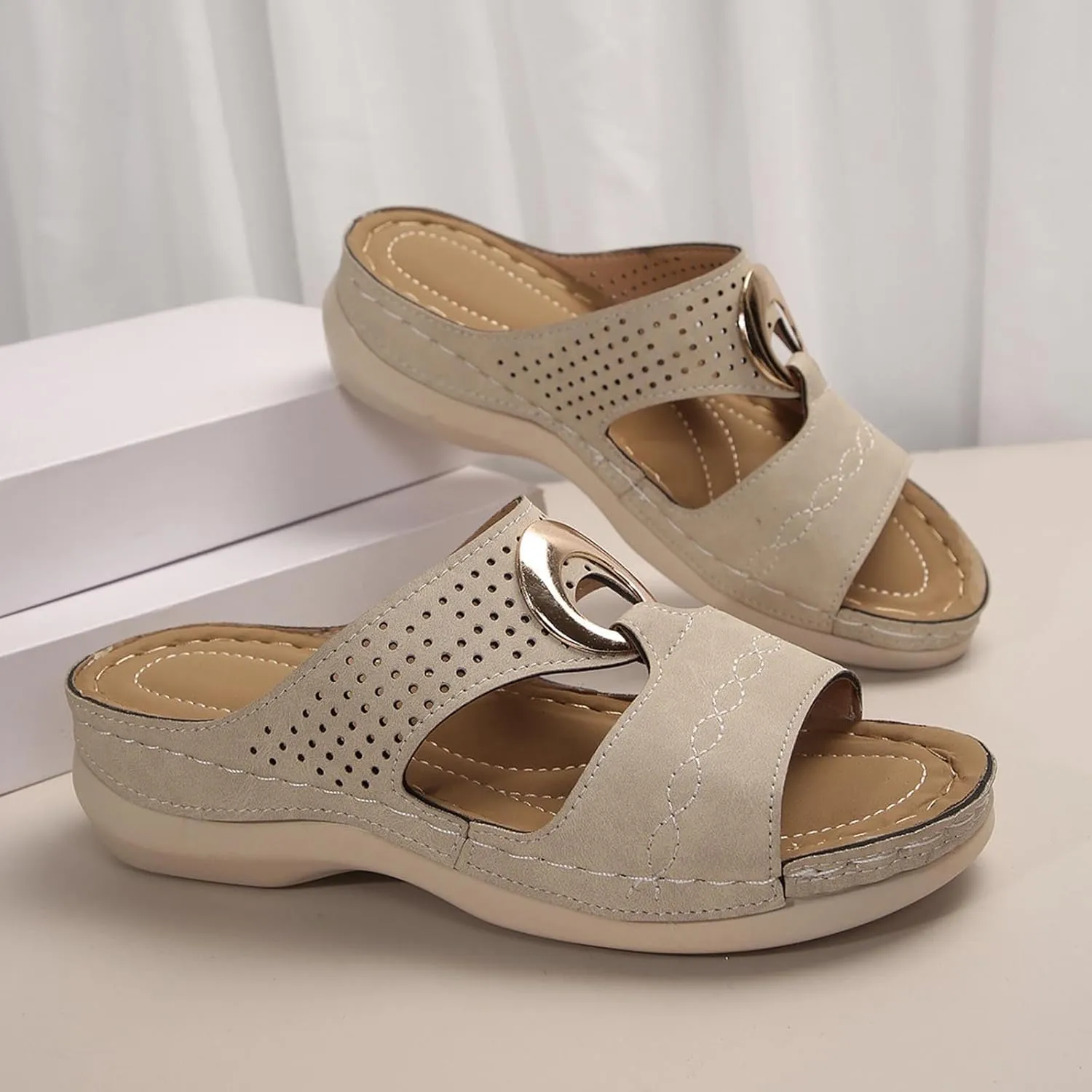 Women's Classic Leather Sandals Lightweight Flat Sandals Cute Hollow Out Flower One Stirrup Casual Walking Slippers, 4