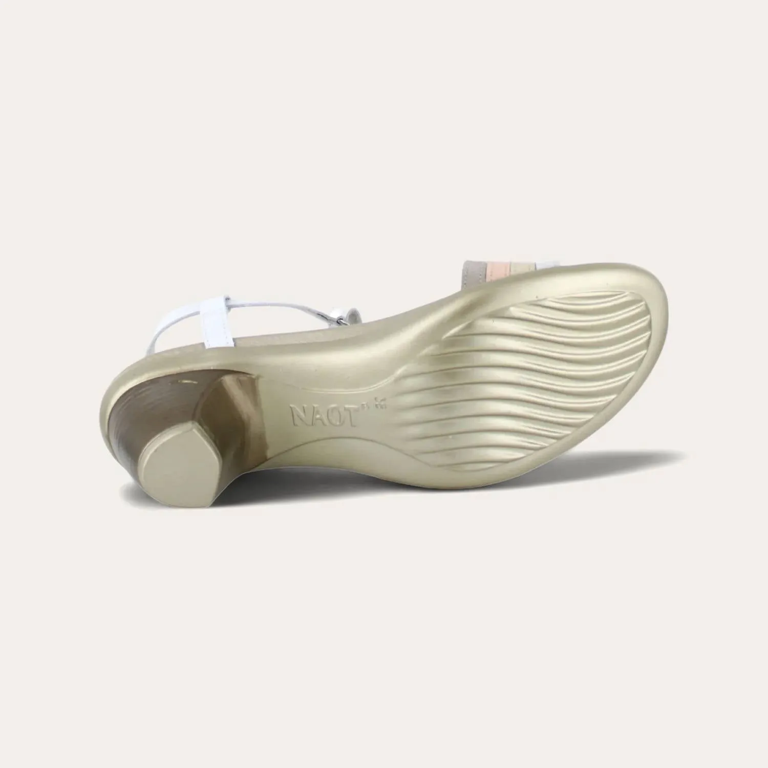 Women's Current Sandals - Medium In Silver/gold/white