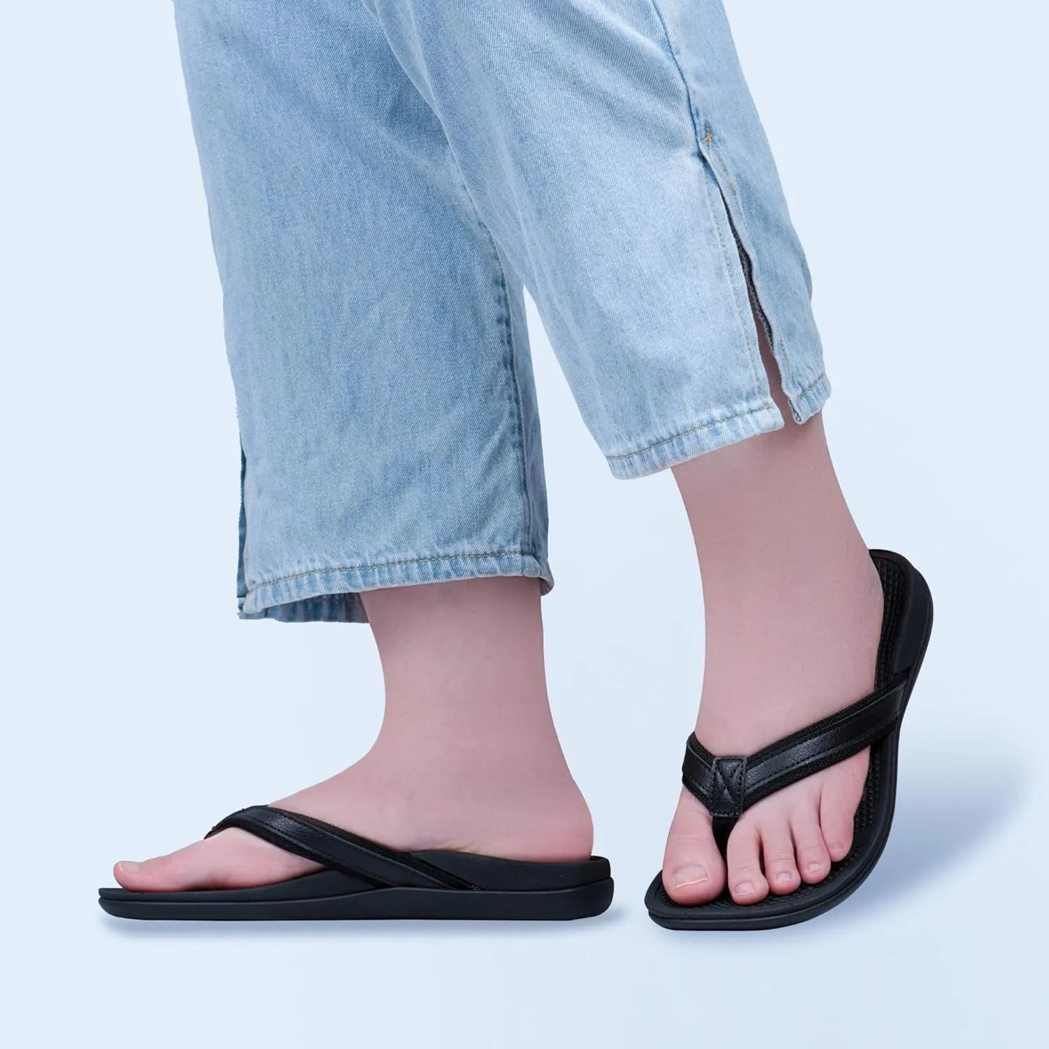 Women's Flip flops Orthotic Arch Support Sandals, Recovery Supportive Flip flop Slides for Plantar Fasciitis Heel Spur Flat Feet Pain Relief, Non-Slip Sandal Comfort Walking