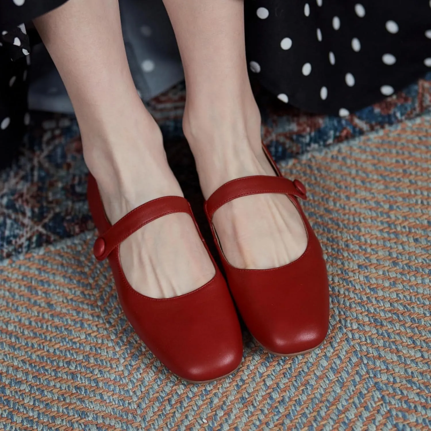Women's Leather Mary Jane Flats - Soft Comfortable Material, Easy Buckle Slip On, Classic Go-to Casual Shoes