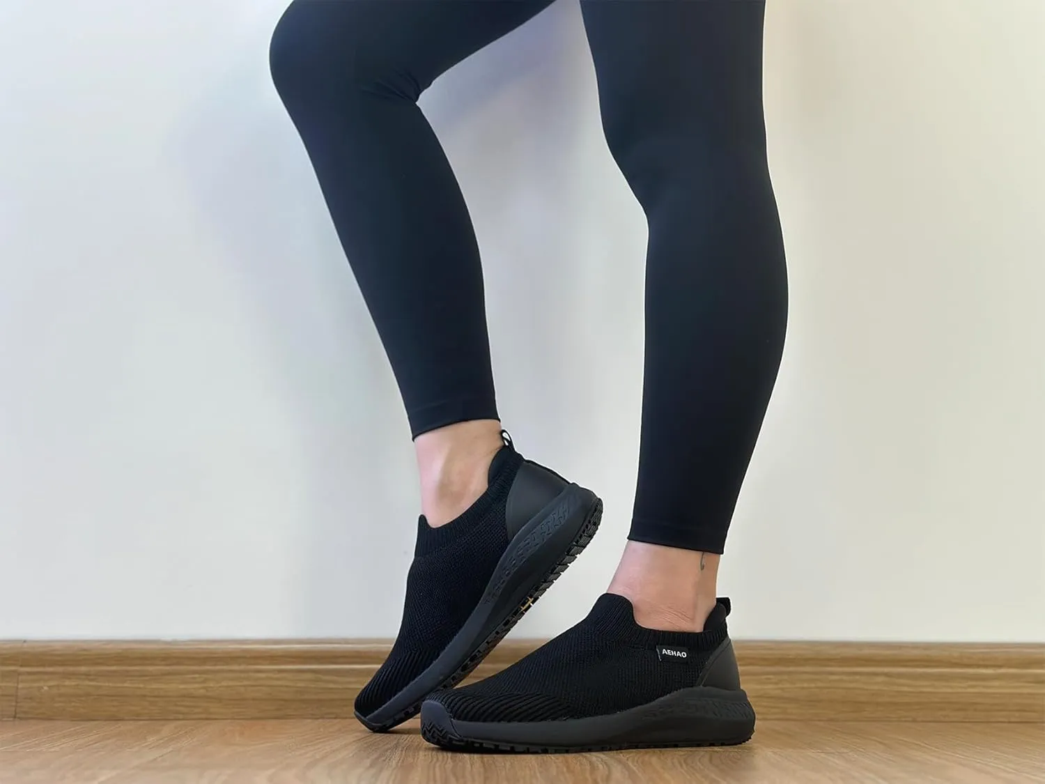 Women's Non Slip Work Shoes Food Service Waterproof Slip-Resistant Chef Shoe for Kitchen Restaurant Hospital Staff Lightweight Walking Sneakers with Easy-Clean Slip-On Design