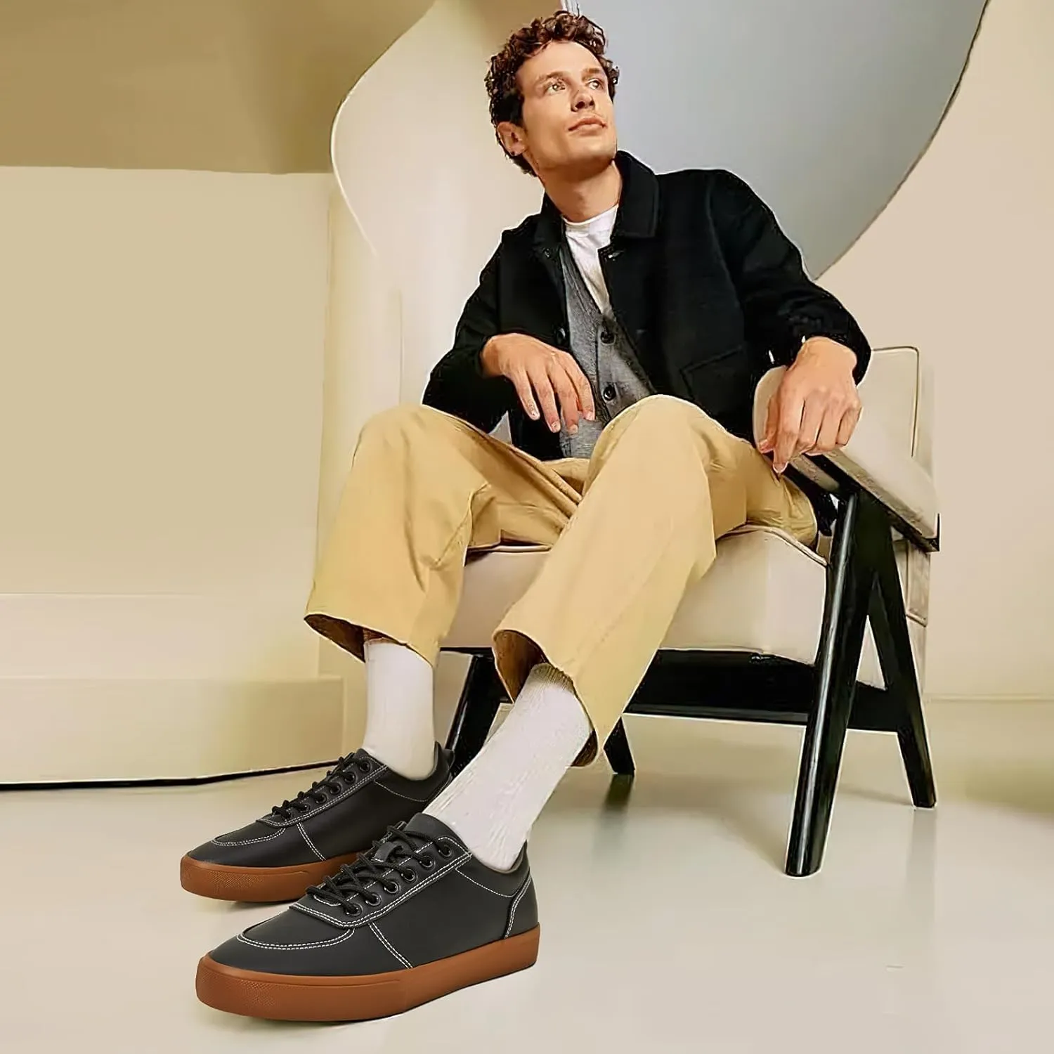 yageyan Mens White Shoes Low top PU Sneakers White Tennis Shoes for Mens Comfortable Casual Walking Shoes