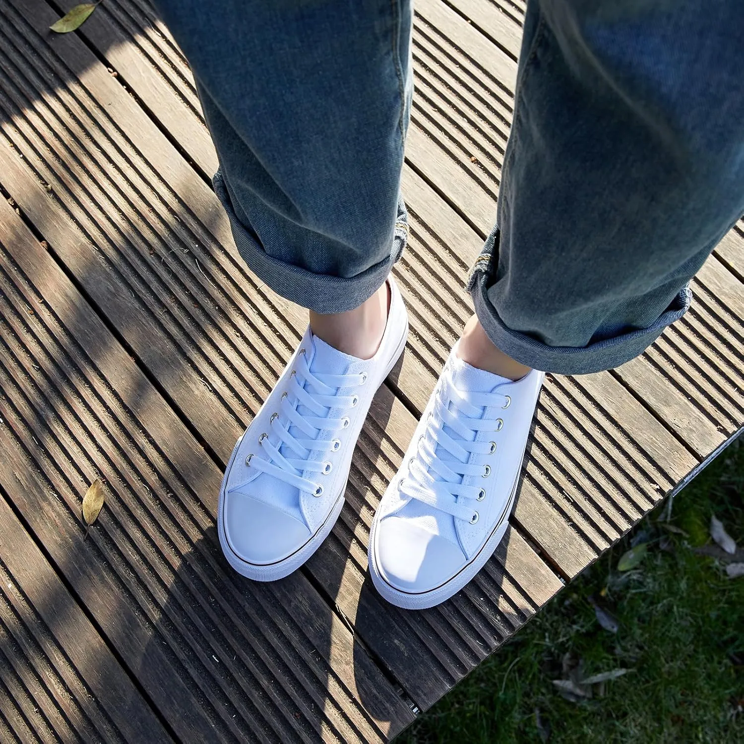ZGR Womens Low Top Canvas Shoes,Lace up Canvas Sneakers,Casual White Tennis Walking Shoes